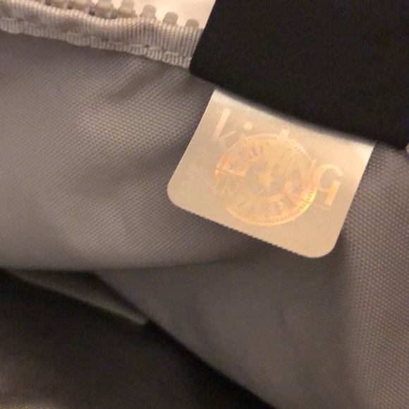 Kipling NWELDORADO Smooth Silver Metallic Crossbody With Monkey Key Chain NWT - Picture 15 of 16